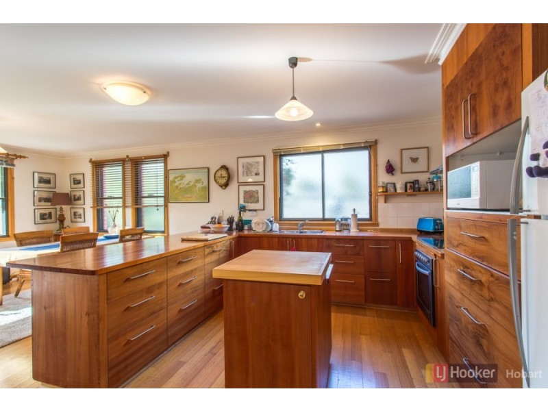 17 Bridge Street, Richmond TAS 7025