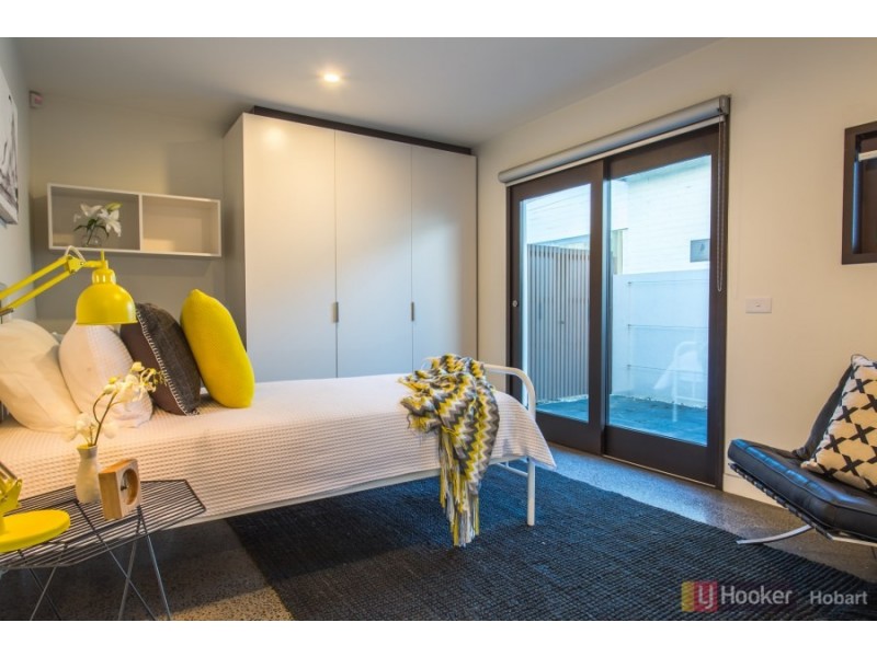 6 Elma Road, Sandy Bay TAS 7005