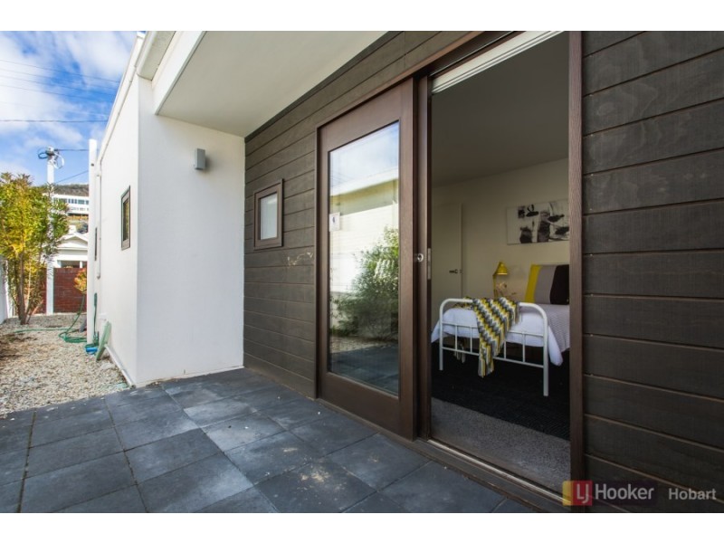 6 Elma Road, Sandy Bay TAS 7005