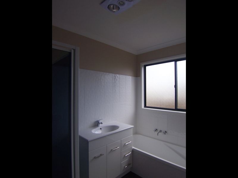 2/5 Sunny Avenue, Blackmans Bay TAS 7052