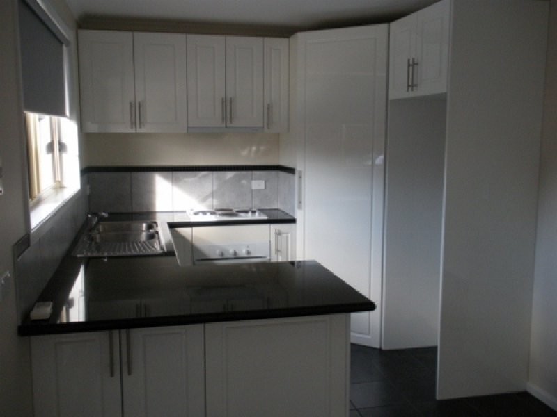 2/12 Madison Avenue, Brighton TAS 7030