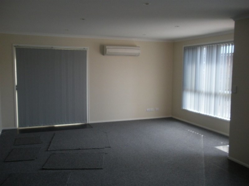 2/12 Madison Avenue, Brighton TAS 7030