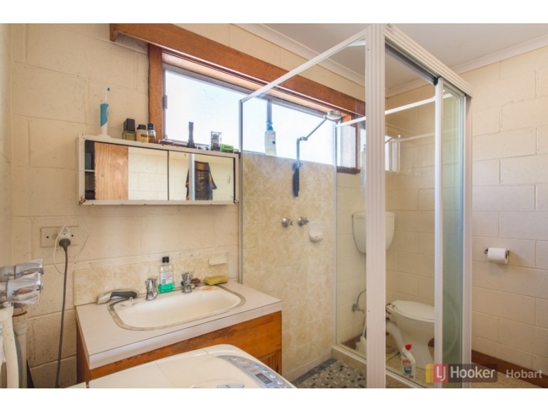 3/46 Tower Road, New Town TAS 7008