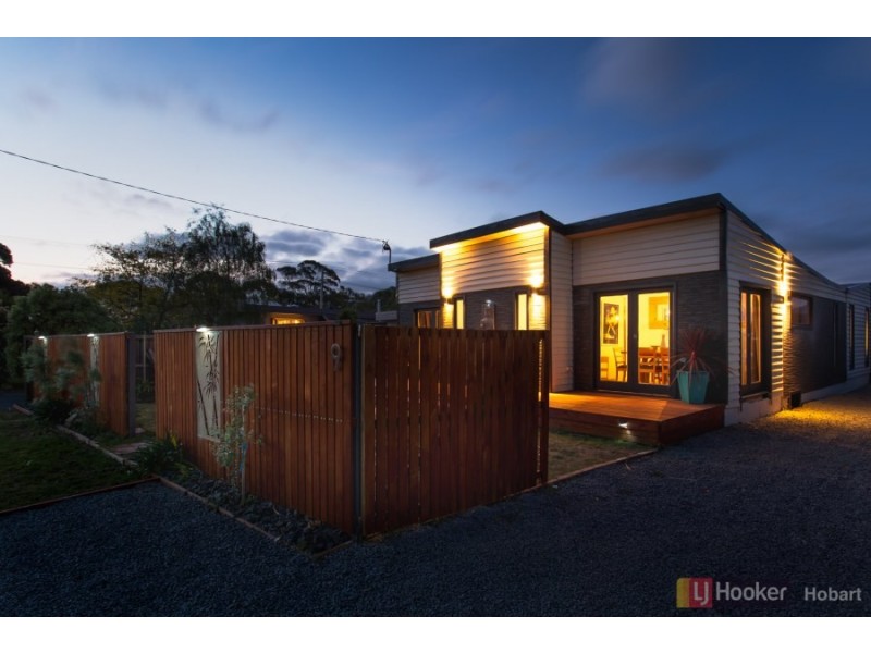 9 Aragoon Street, Lauderdale TAS 7021