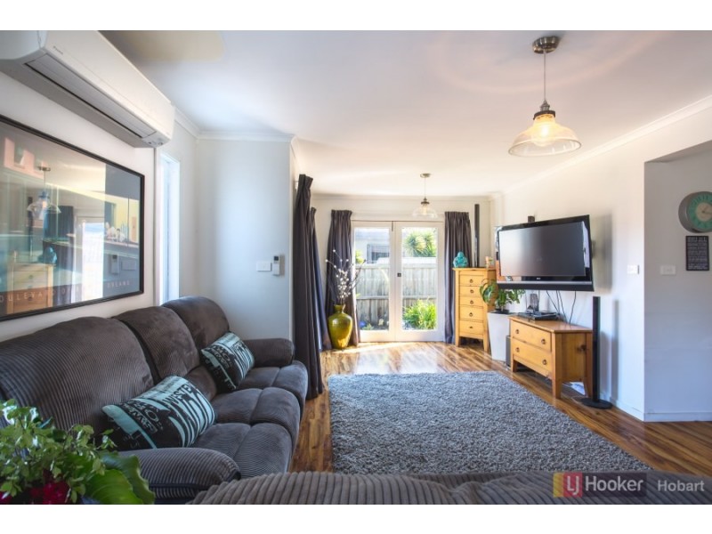 9 Aragoon Street, Lauderdale TAS 7021