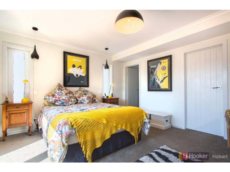 9 Aragoon Street, Lauderdale TAS 7021