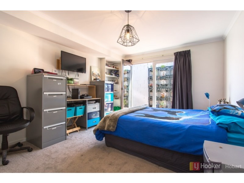9 Aragoon Street, Lauderdale TAS 7021