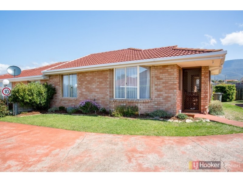 4/13 Bilton Street, Claremont TAS 7011