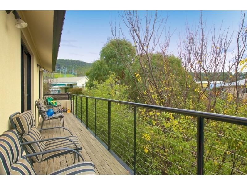 2/8 Kaleno Place, Glenorchy TAS 7010