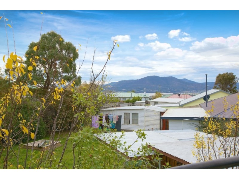 2/8 Kaleno Place, Glenorchy TAS 7010