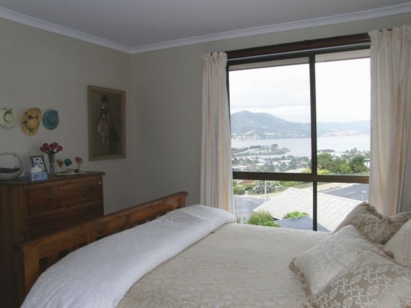 2 Hardman Court, Rosetta TAS 7010