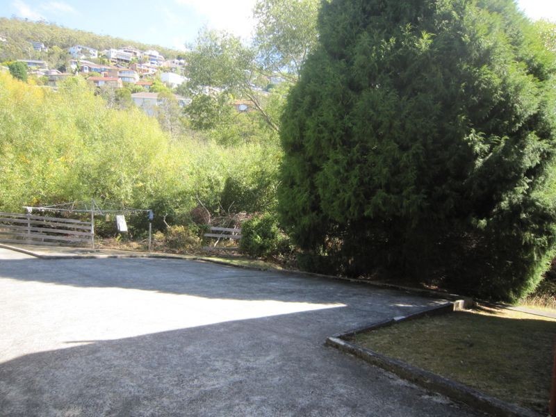 4/276 Churchill Ave, Sandy Bay TAS 7005