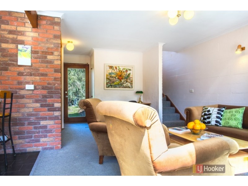 10/12 Saunders Crescent, South Hobart TAS 7004