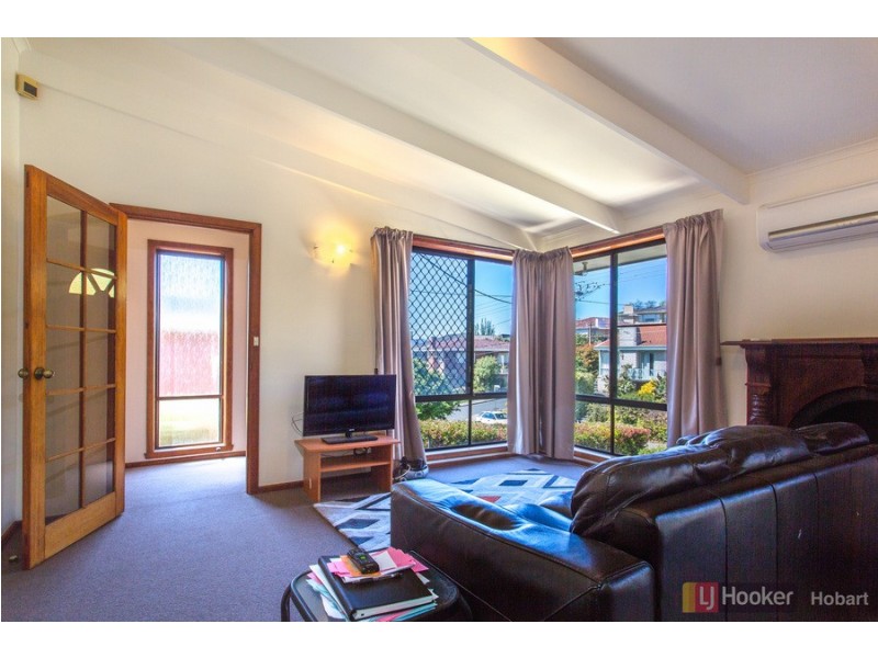 9 Waimea Avenue, Sandy Bay TAS 7005