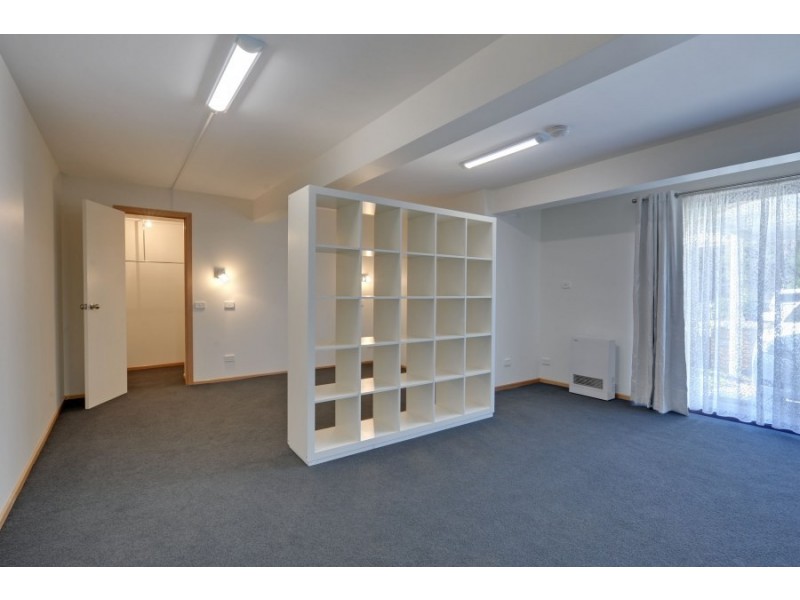 9 Waimea Avenue, Sandy Bay TAS 7005