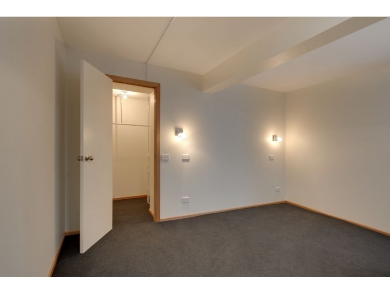 9 Waimea Avenue, Sandy Bay TAS 7005