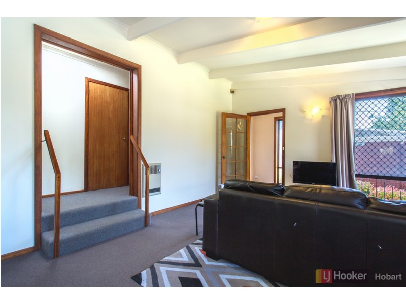 9 Waimea Avenue, Sandy Bay TAS 7005