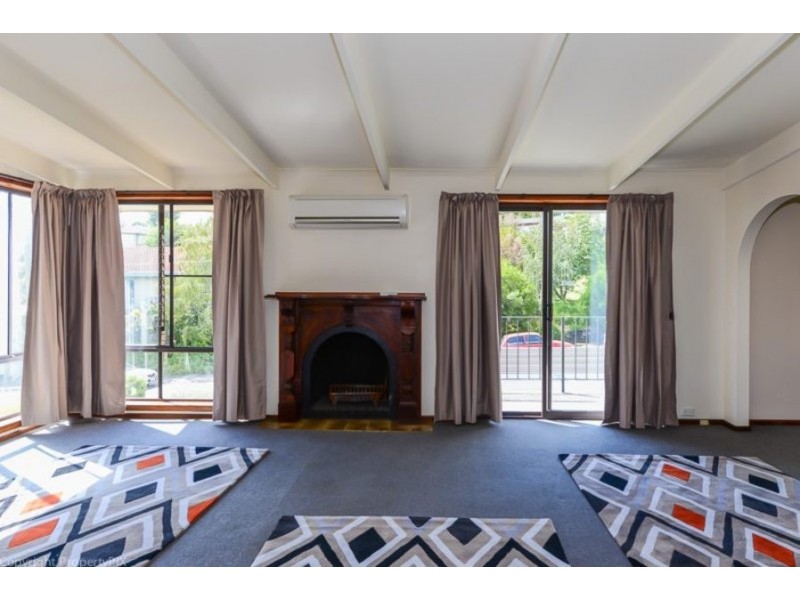 9 Waimea Avenue, Sandy Bay TAS 7005