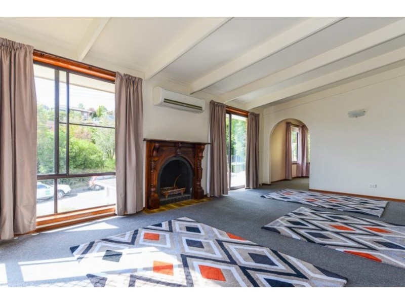 9 Waimea Avenue, Sandy Bay TAS 7005