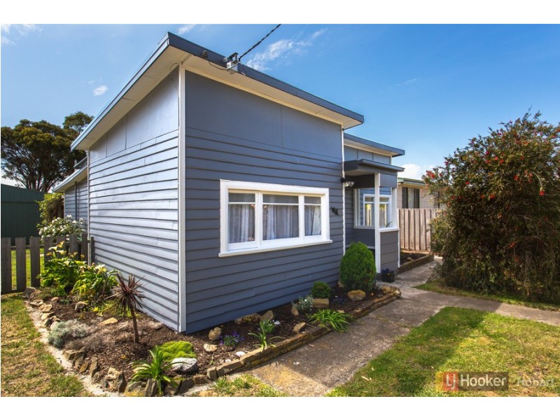 46 North Terrace, Lauderdale TAS 7021