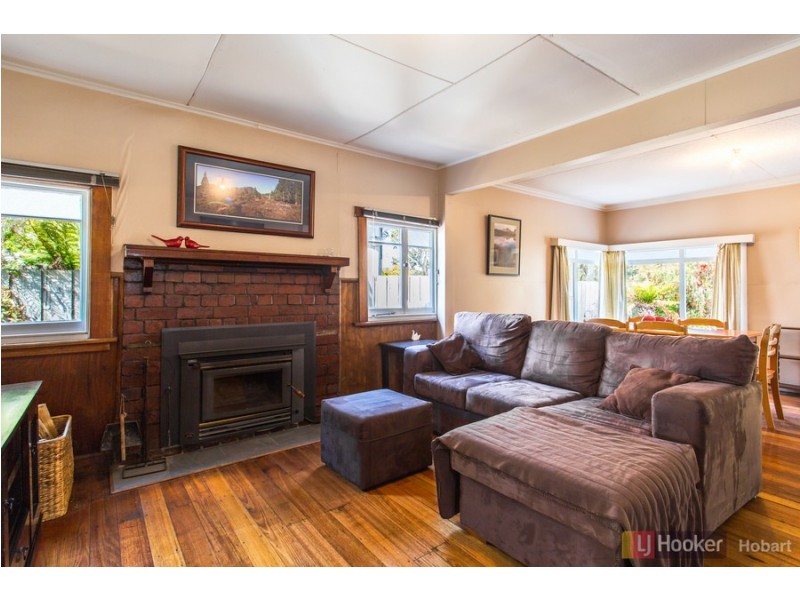 46 North Terrace, Lauderdale TAS 7021