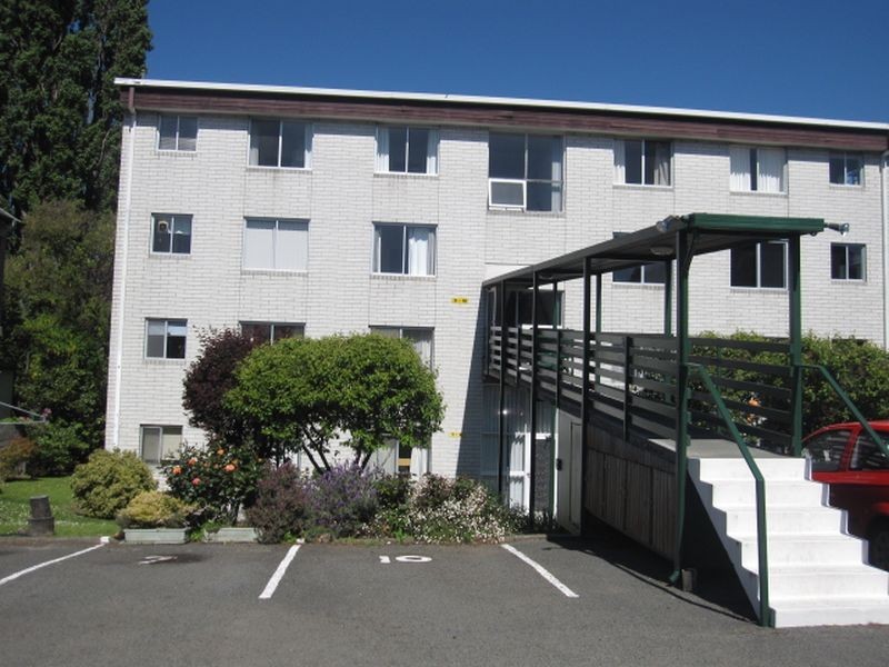 14/220 DAVEY STREET, Sandy Bay TAS 7005