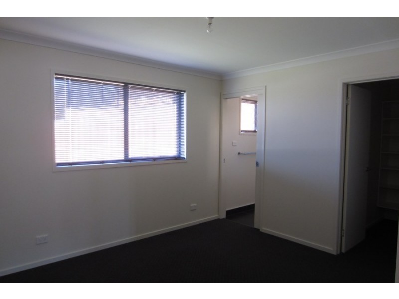 1 Blue Gum Court, Claremont TAS 7011