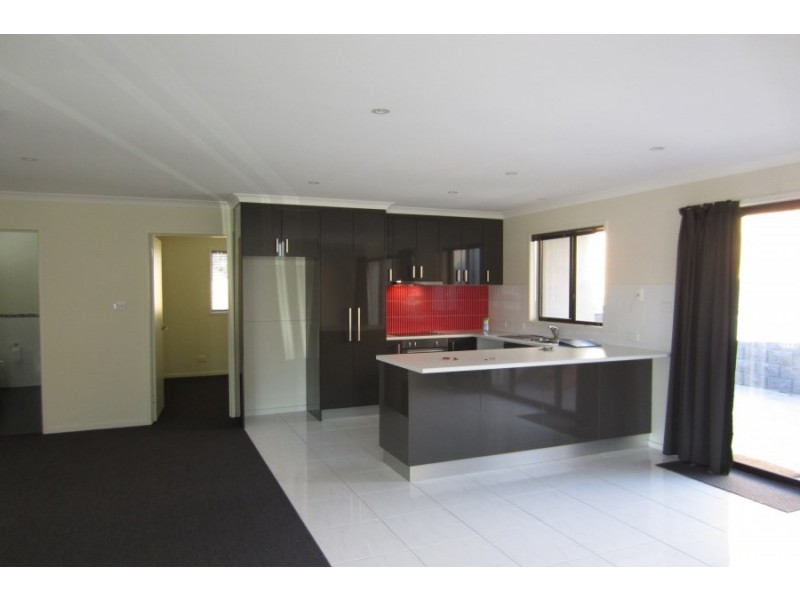 1 Blue Gum Court, Claremont TAS 7011