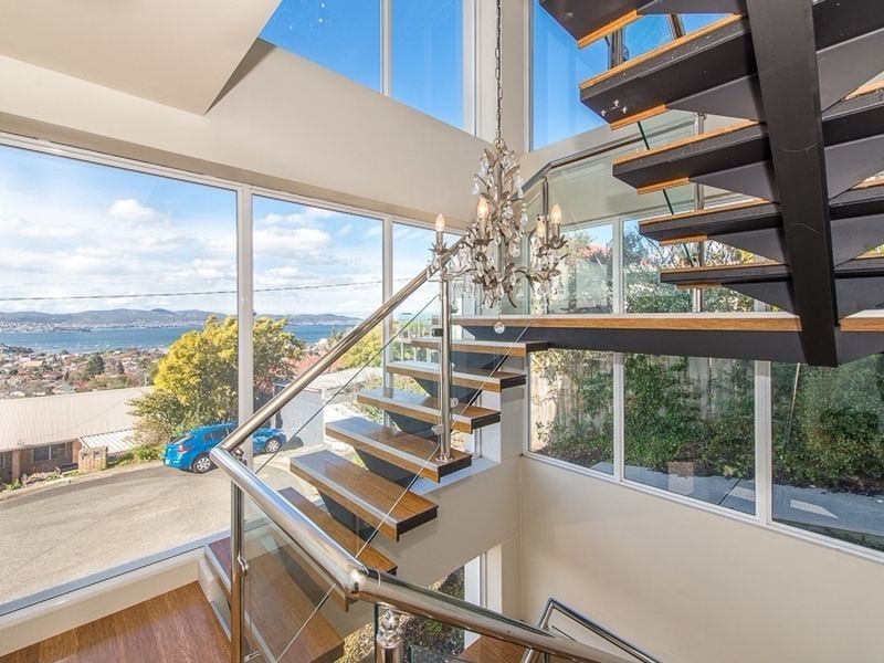 1/28 REYNOLDS COURT, Dynnyrne TAS 7005