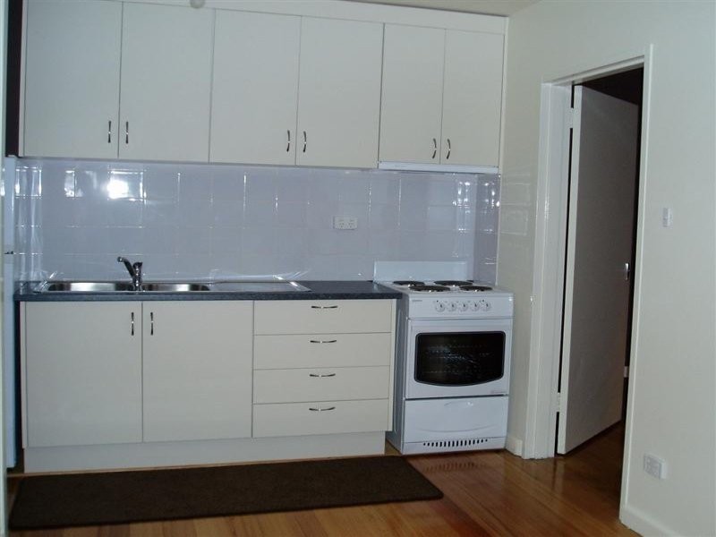 1/1A Honora Avenue, New Town TAS 7008