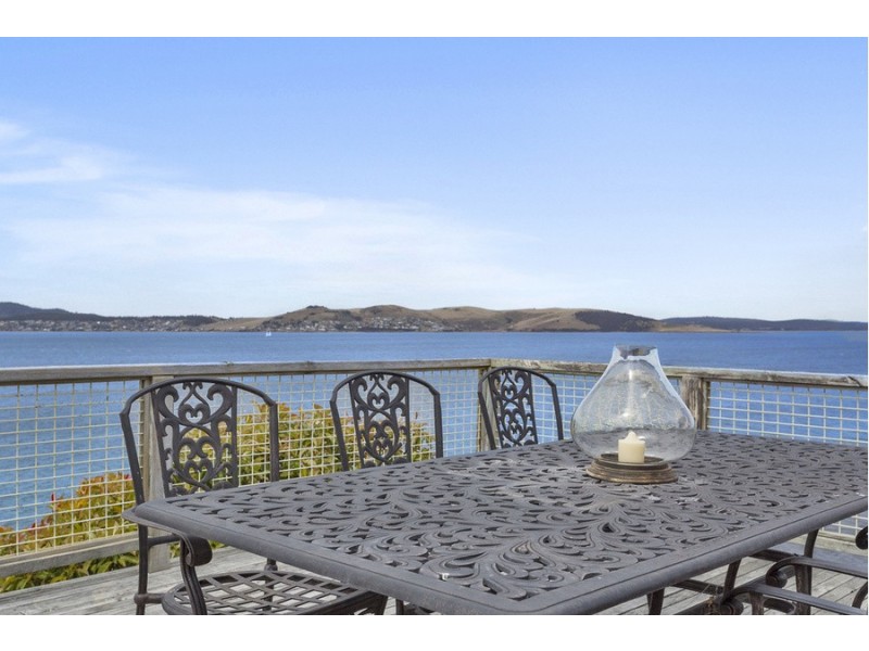 712 Sandy Bay Road, Sandy Bay TAS 7005