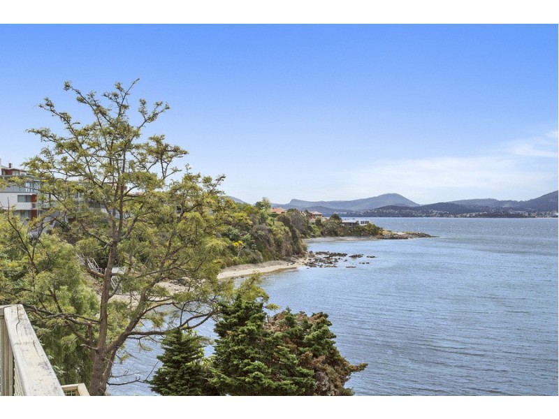 712 Sandy Bay Road, Sandy Bay TAS 7005