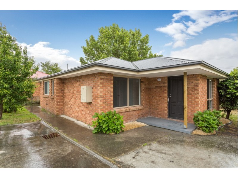 1/15 Laguna Place, Derwent Park TAS 7009