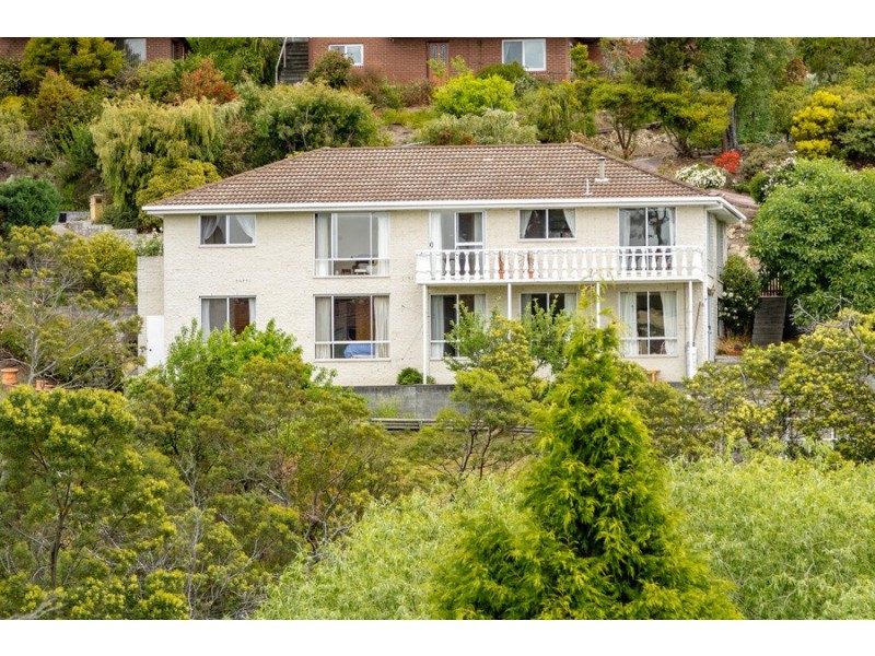 7 Sunvale Avenue, Sandy Bay TAS 7005