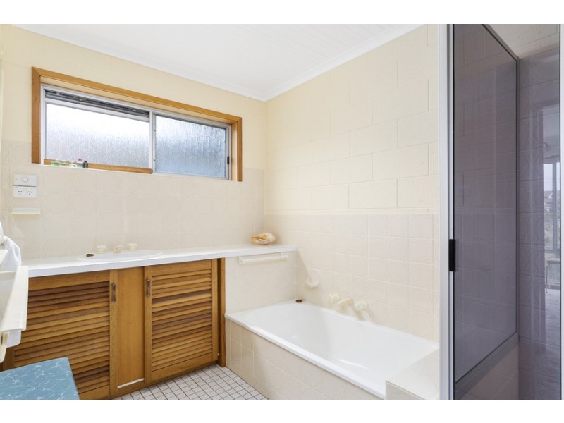 7 Sunvale Avenue, Sandy Bay TAS 7005