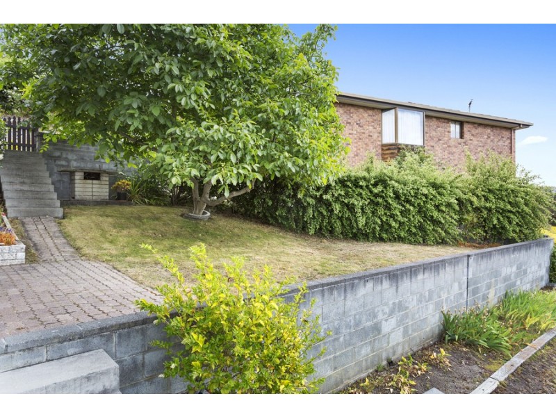 7 Sunvale Avenue, Sandy Bay TAS 7005