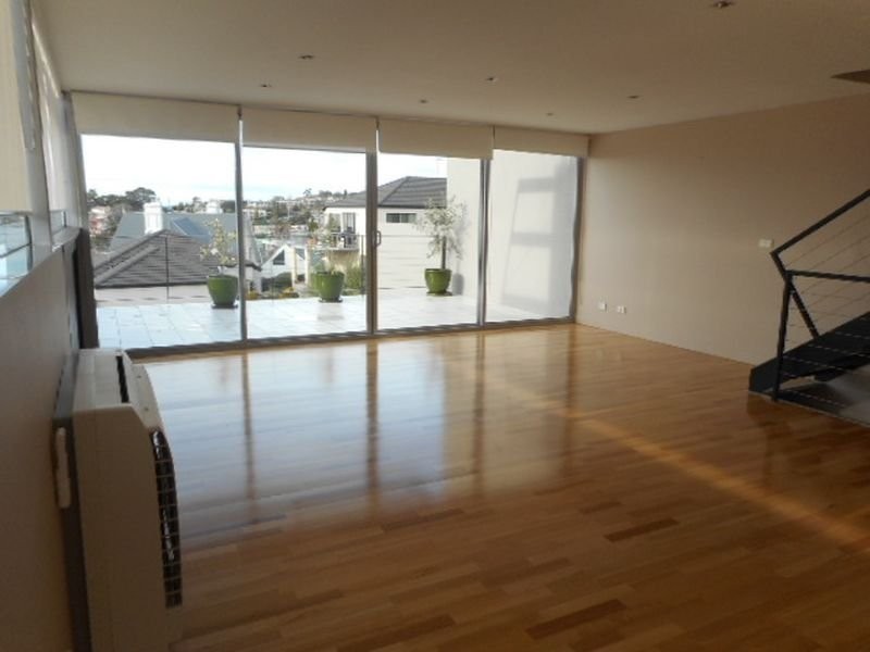 2/7 Shepherd Street, Sandy Bay TAS 7005