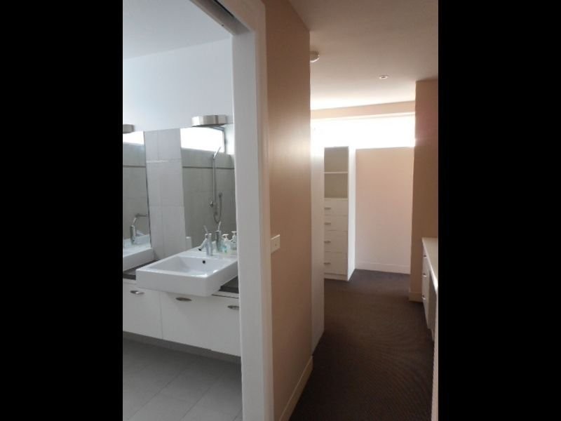 2/7 Shepherd Street, Sandy Bay TAS 7005