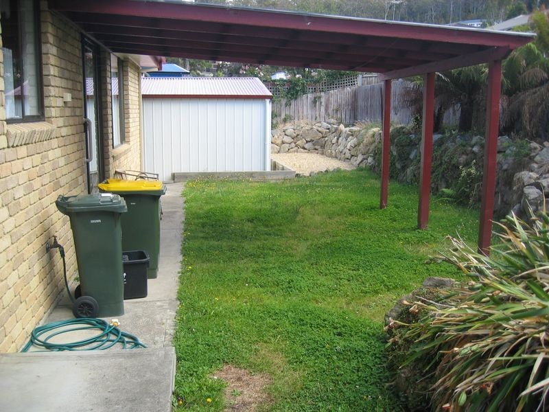 26 Hillside Drive, Blackmans Bay TAS 7052