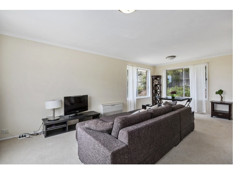 2/18 Longley Court, Glenorchy TAS 7010