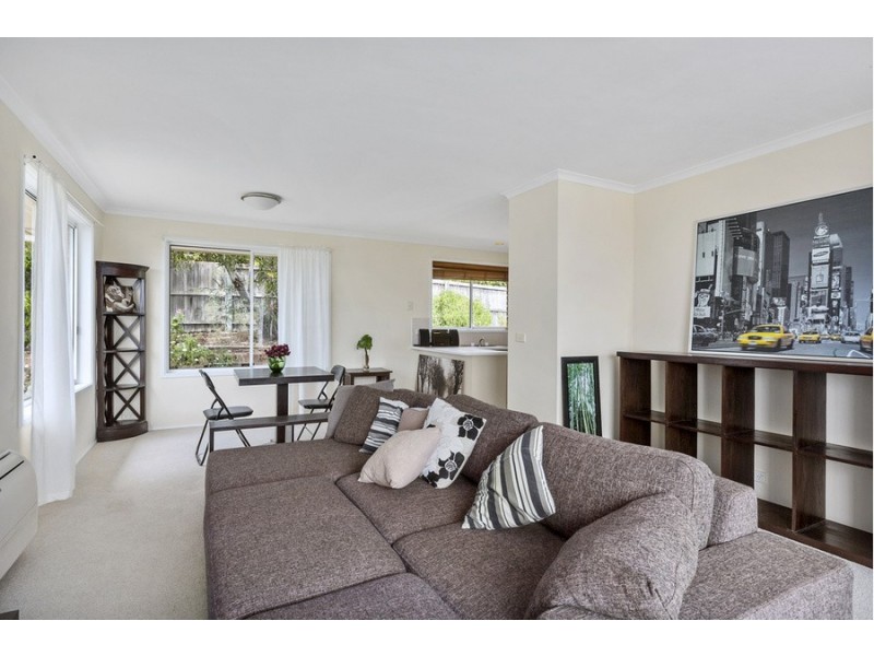 2/18 Longley Court, Glenorchy TAS 7010