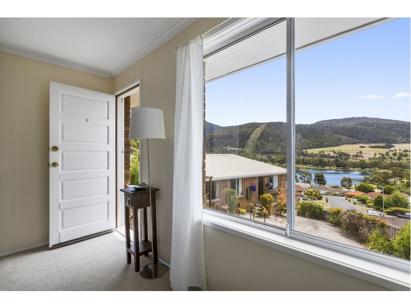 2/18 Longley Court, Glenorchy TAS 7010
