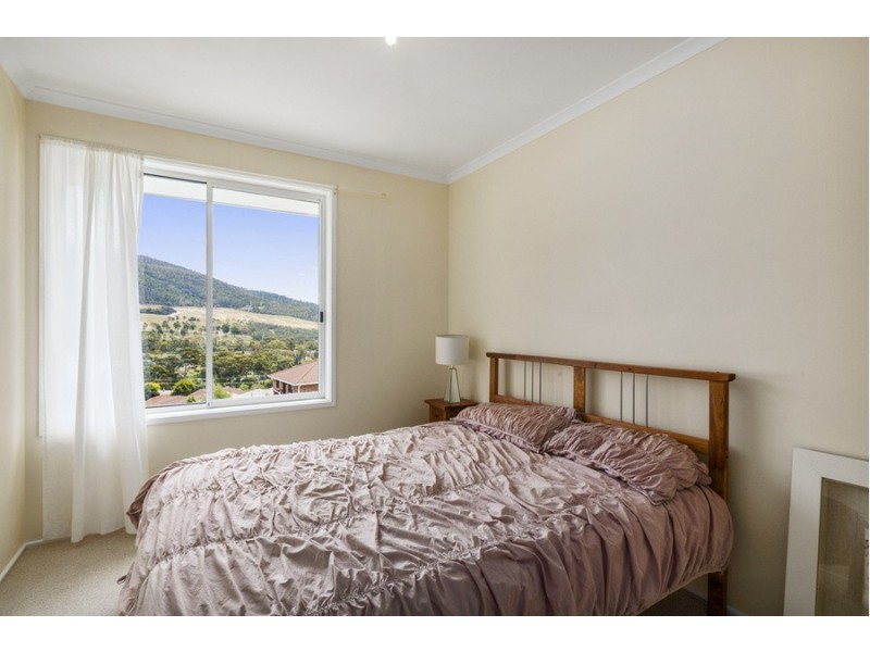 2/18 Longley Court, Glenorchy TAS 7010