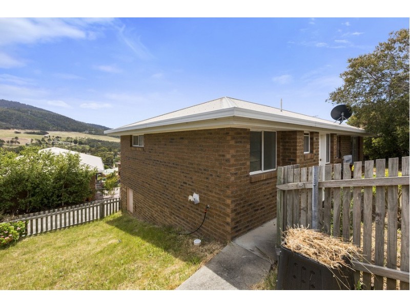 2/18 Longley Court, Glenorchy TAS 7010