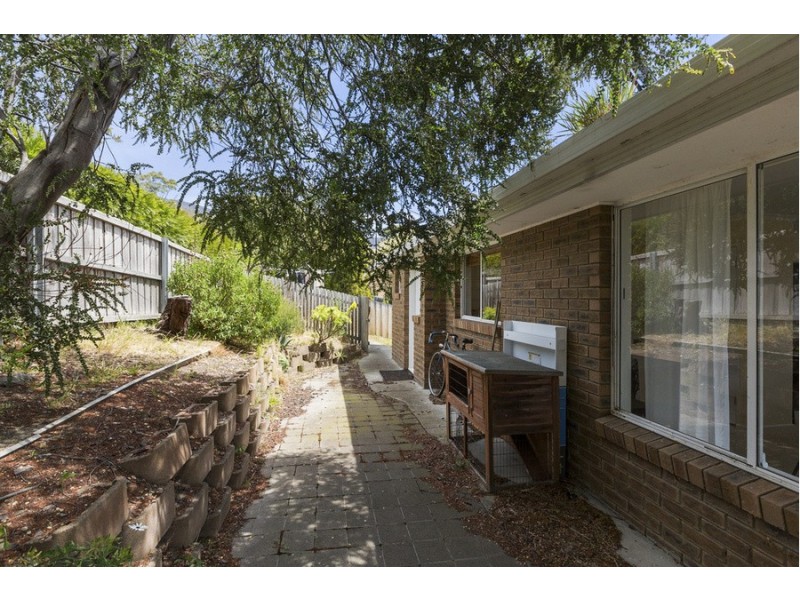 2/18 Longley Court, Glenorchy TAS 7010
