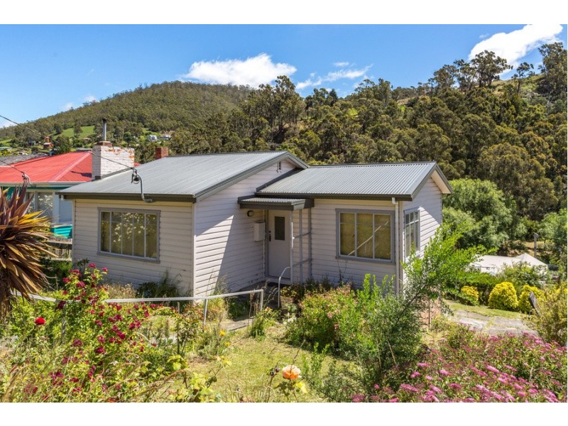 57 Cascade Road, South Hobart TAS 7004