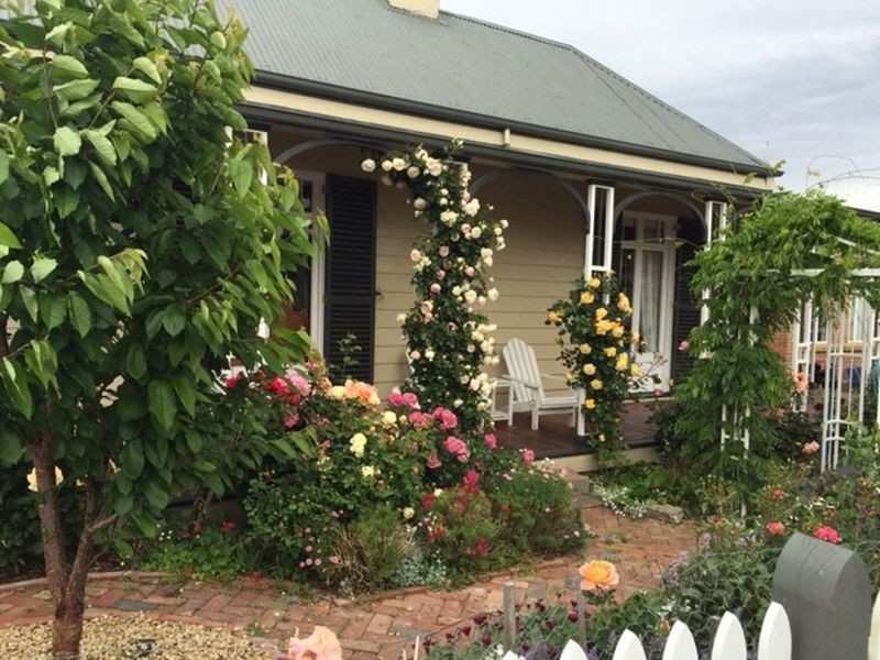30 ROOPE STREET, New Town TAS 7008