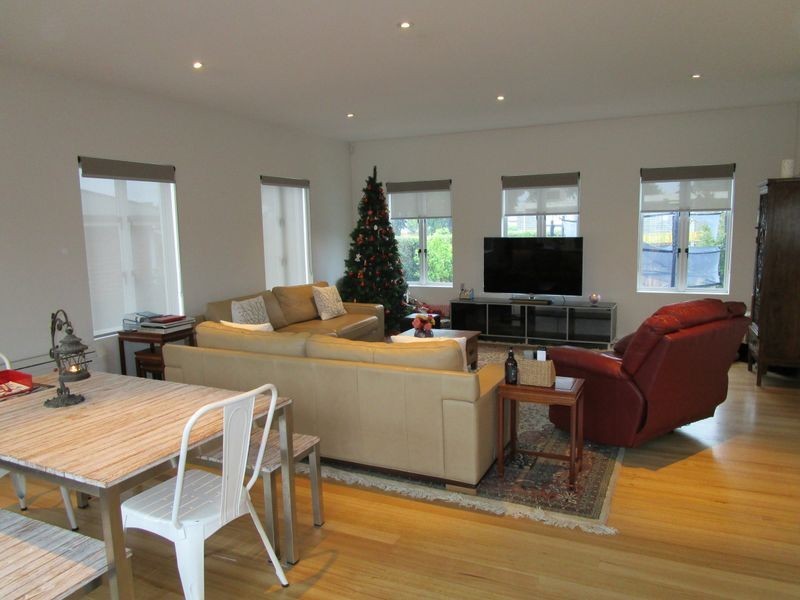 30 ROOPE STREET, New Town TAS 7008
