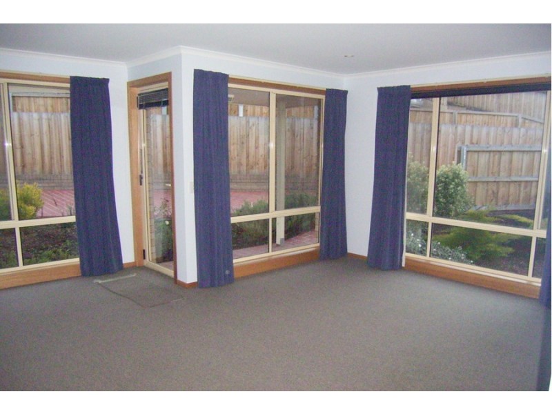 1/44 Whitewater Crescent, Kingston TAS 7050