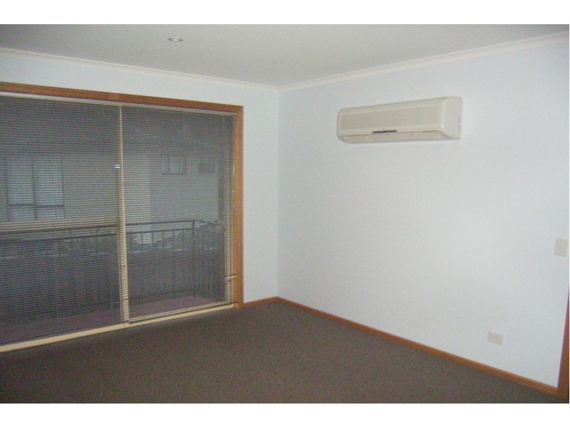 1/44 Whitewater Crescent, Kingston TAS 7050